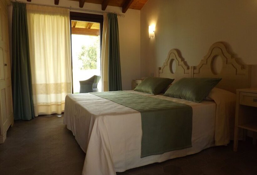 اتاق استاندارد با چشمانداز باغ, Le Anfore