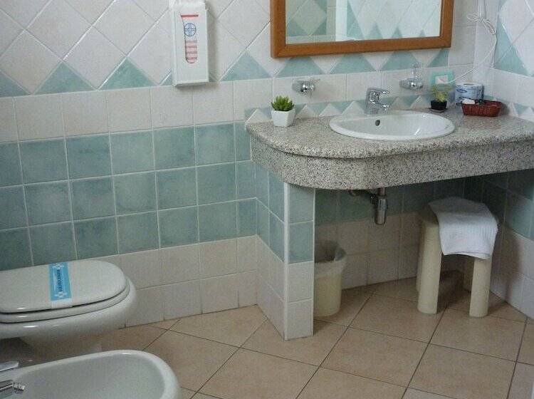 اتاق استاندارد, Le Anfore