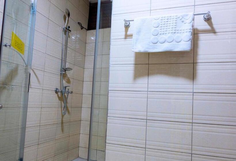 Deluxe Kamer, Legend