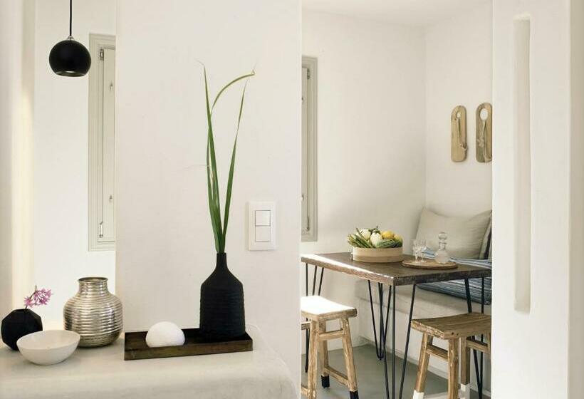 Junior Suite Vue Mer, Santo Pure Oia Suites & Villas