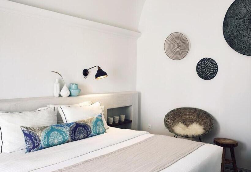 سوئیت با چشم‌انداز, Santo Pure Oia Suites & Villas