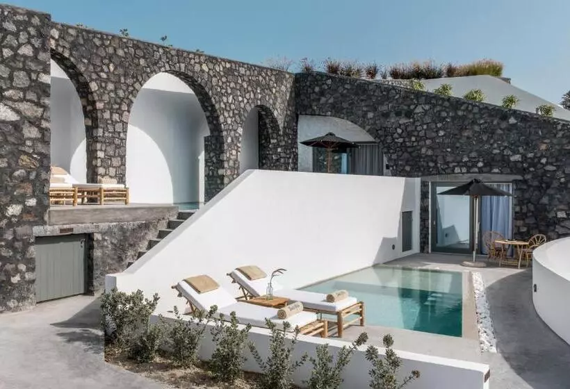Junior Suite with Pool