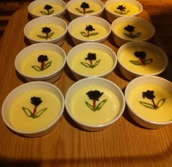 Quarto superior, The May