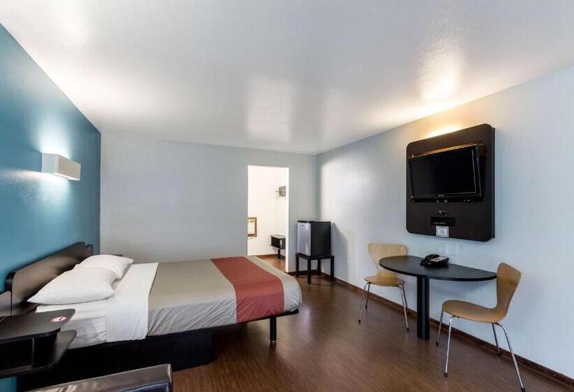 غرفة قياسية سرير كينج, Motel 6missoula, Mt  University