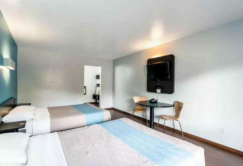 スタンダードルーム, Motel 6missoula, Mt  University