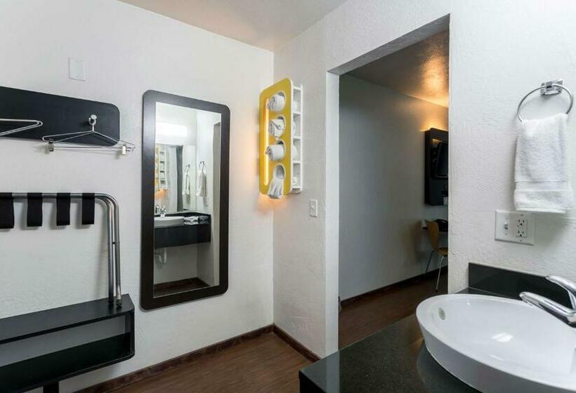 Номер Стандарт, Motel 6missoula, Mt  University