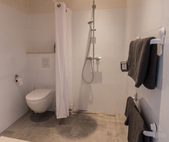 庭の見える1ベッドルームアパートメント, Park43