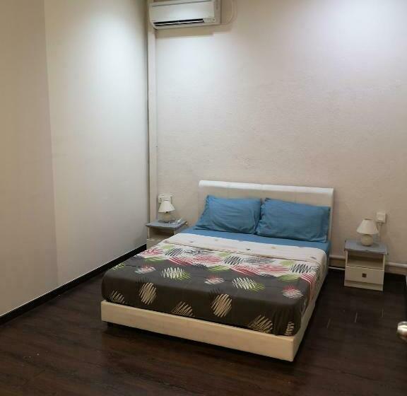 Standardrum Delat Badrum, Apple Backpackers