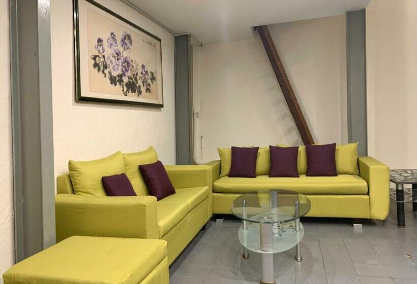 Standard Enkelrum Delat Badrum, Apple Backpackers