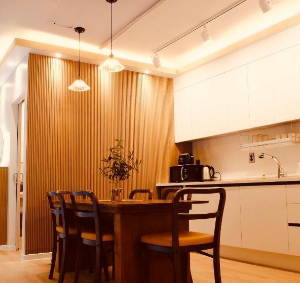 דירת שני חדרים, Mir Guesthouse