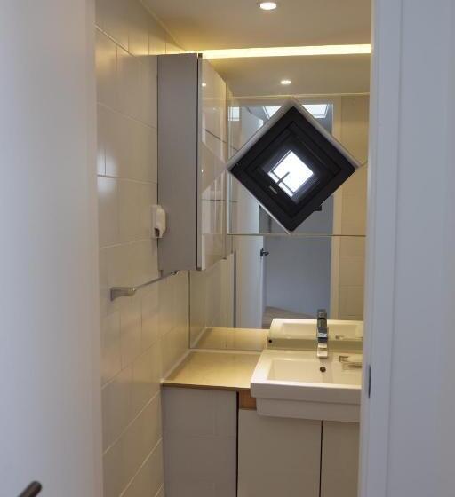 דירת שלושה חדרים, Mir Guesthouse