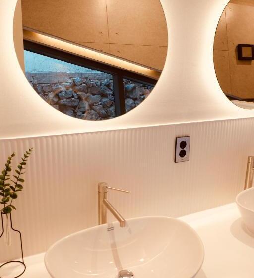 דירת שני חדרים, Mir Guesthouse