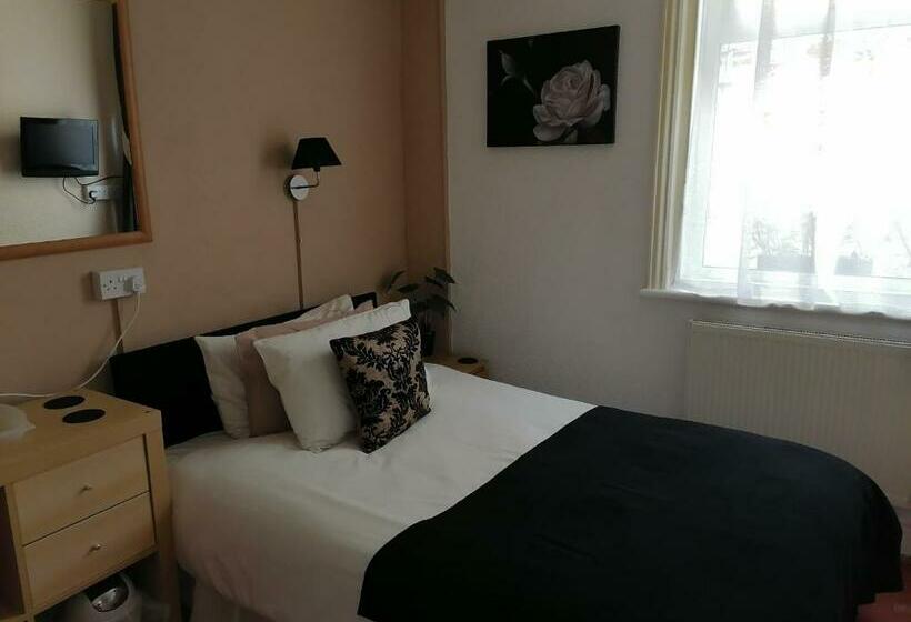 חדר סטנדרט יחיד, The Manhattan