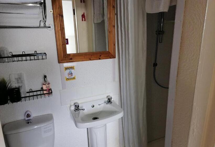 חדר סטנדרט, The Manhattan