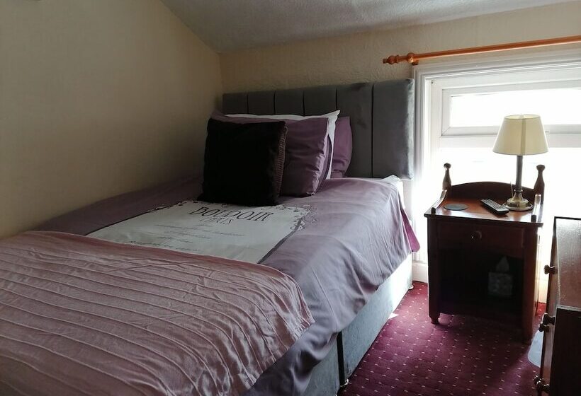 חדר סטנדרט יחיד, The Manhattan