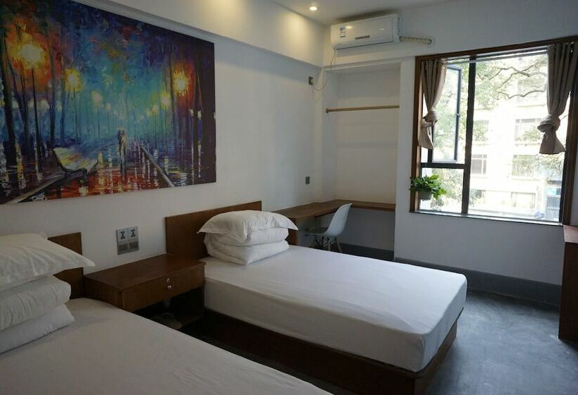 Номер Стандарт, Guilin Central Wada Hostel