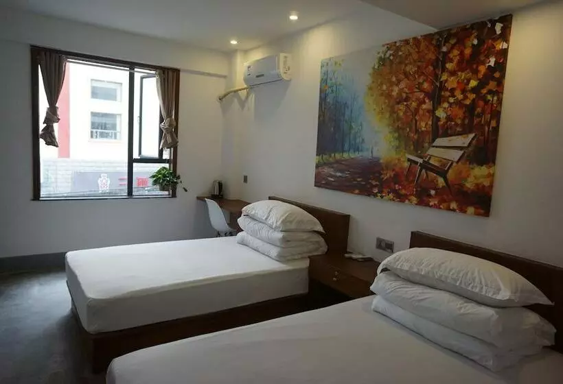 اتاق استاندارد, Guilin Central Wada Hostel