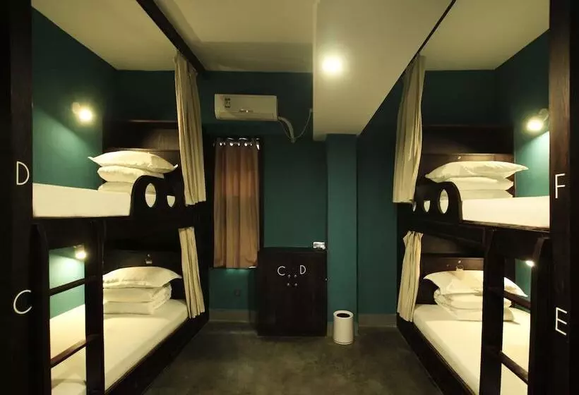تختخواب در اتاق مشترک, Guilin Central Wada Hostel