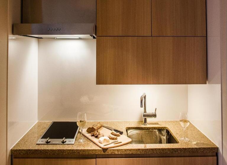 디럭스 스위트 킹 침대, Chalet Ivy Hirafu, Niseko