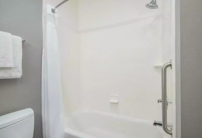 スタンダードルーム, Holiday Inn Express & Suites Stillwater   University Area, An Ihg