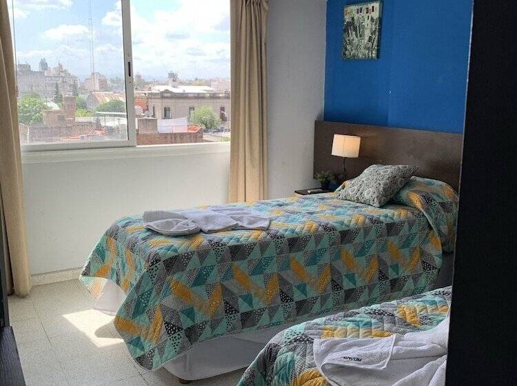 اتاق اجرایی, Novum Suites