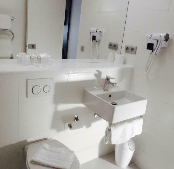 חדר סטנדרט, Hôtel Pavillon Des Gâtines