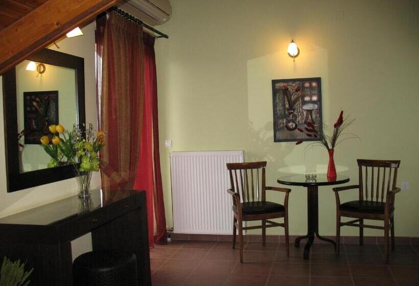 スーペリアースイート, Prigipikon Suites And Sofites