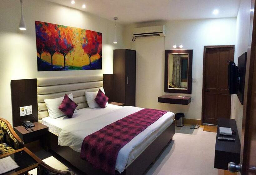 Pokój Deluxe, Veenus International