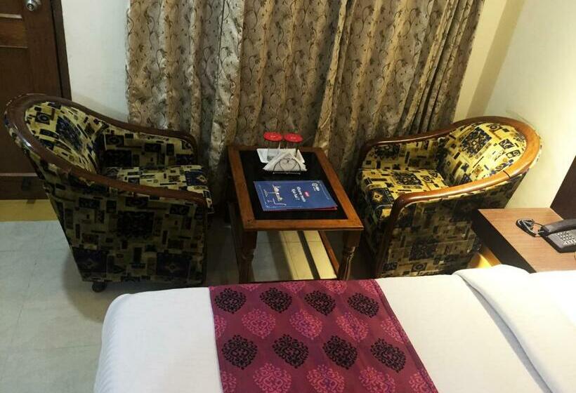 Pokój Deluxe, Veenus International