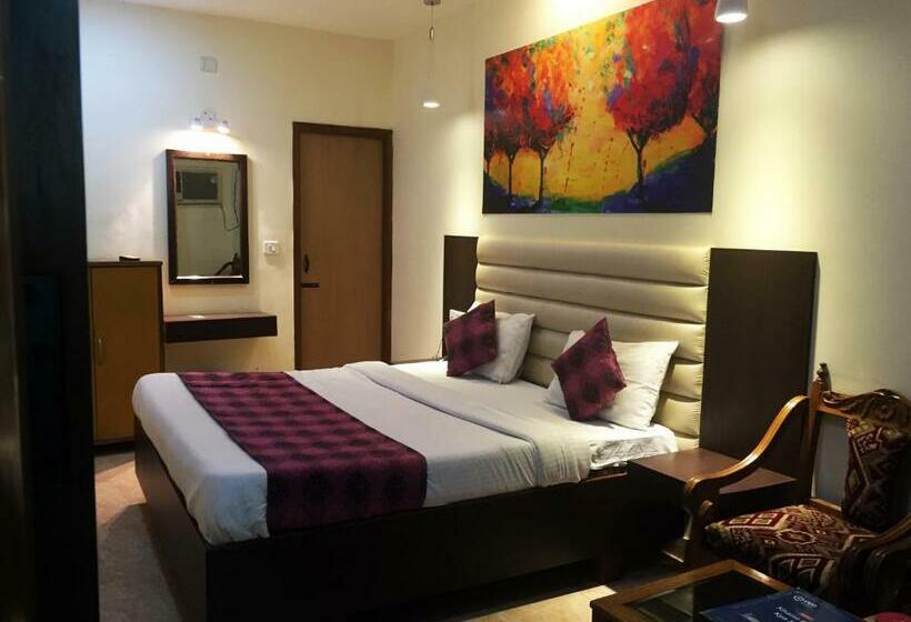 Pokój Deluxe, Veenus International