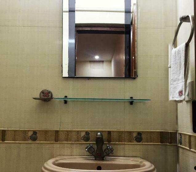 Pokój Deluxe, Veenus International