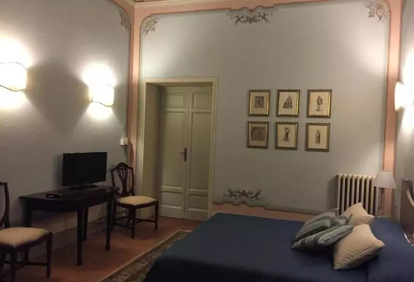 Deluxe-huone Kaupunkinäkymä, Villa Alta Residenza D Epoca Con Piscina