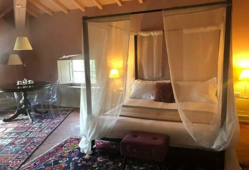 Sviitti, Villa Alta Residenza D Epoca Con Piscina