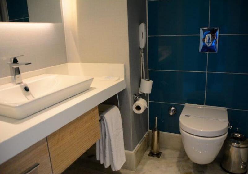 اتاق لوکس, Wind Of Lara Hotel And Spa