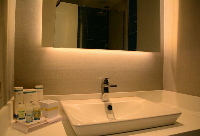 اتاق لوکس, Wind Of Lara Hotel And Spa