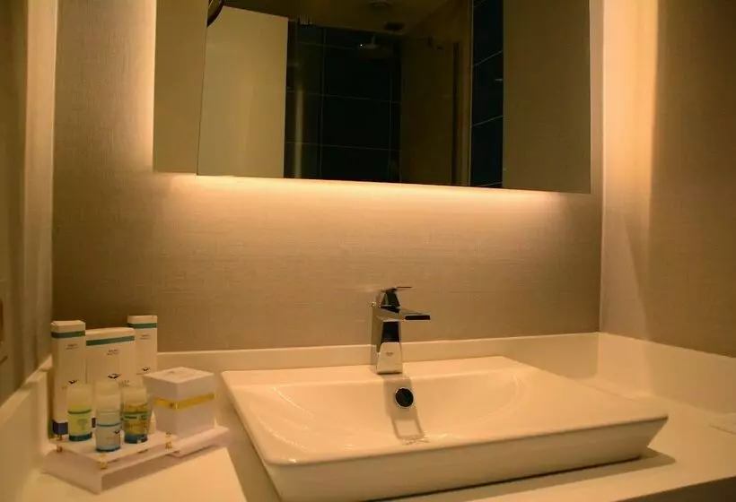 اتاق لوکس, Wind Of Lara Hotel And Spa