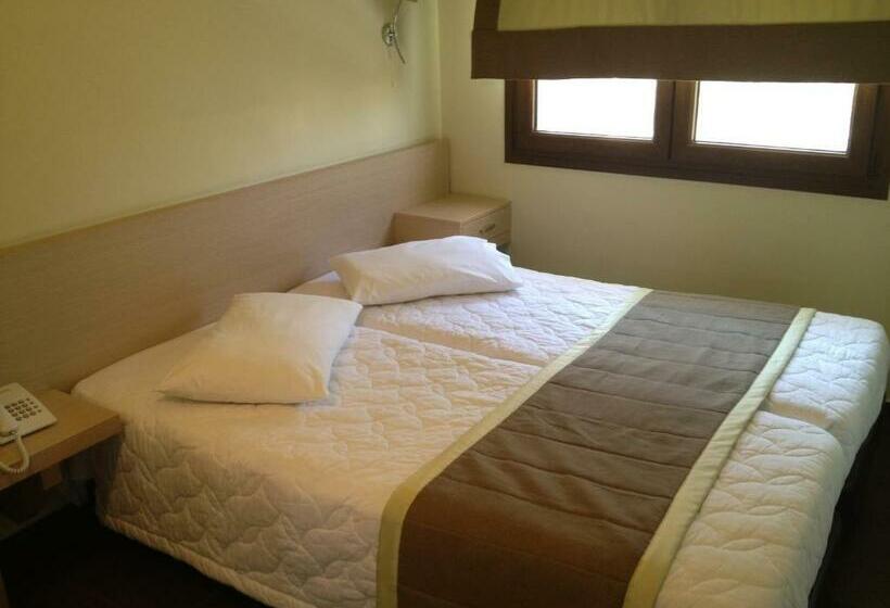 غرفة قياسية, Ifigenia