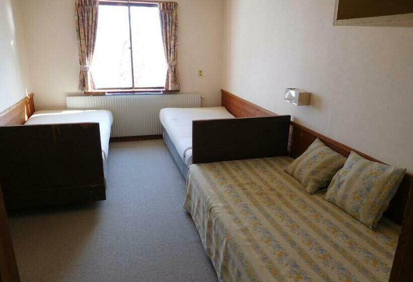 غرفة قياسية حمام مشترك, Madarao Elm Pension