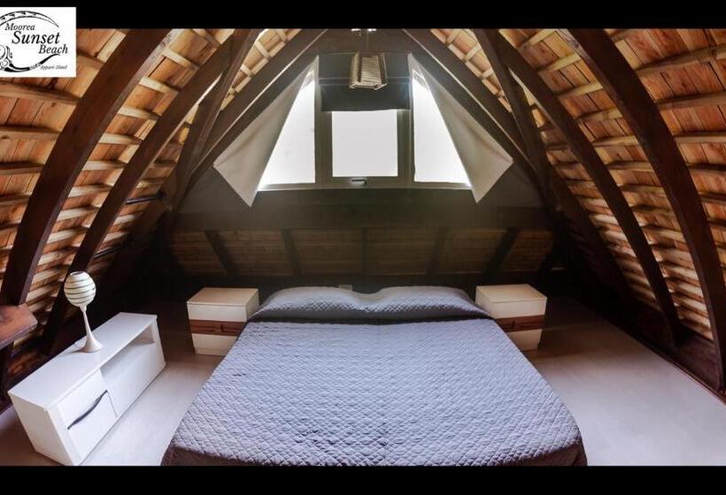 بانگلوی استاندارد, Moorea Sunset Beach