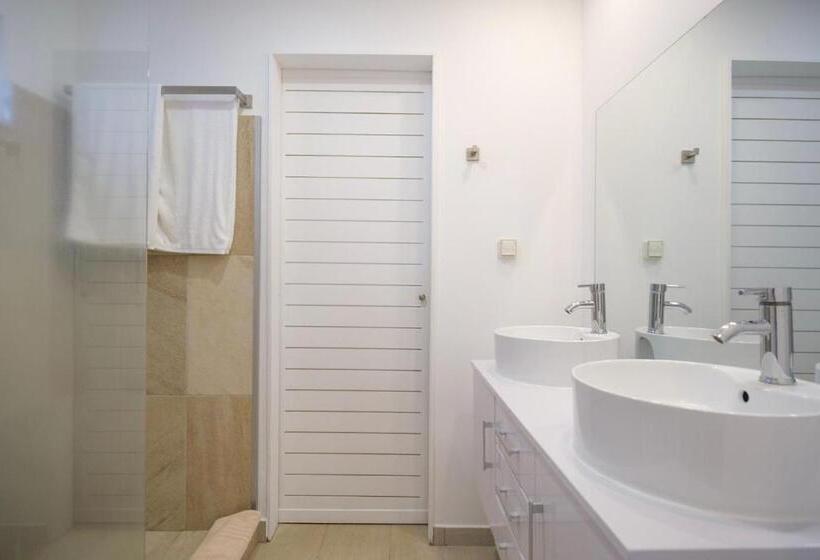 بانگلوی لوکس, Moorea Sunset Beach