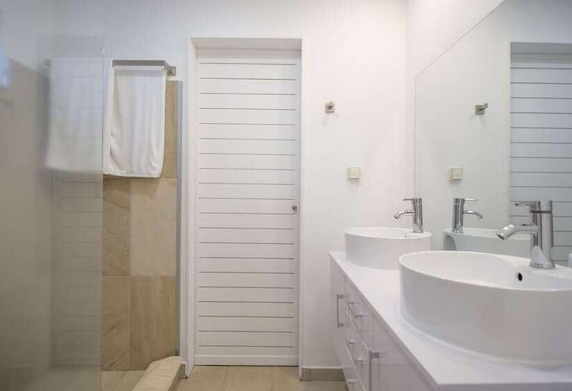 بانگلوی لوکس, Moorea Sunset Beach