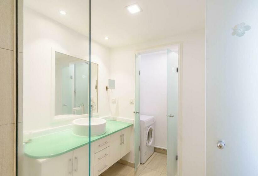 سوییت, Moorea Sunset Beach