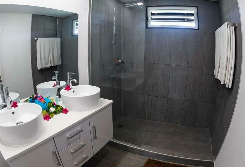 سوییت, Moorea Sunset Beach