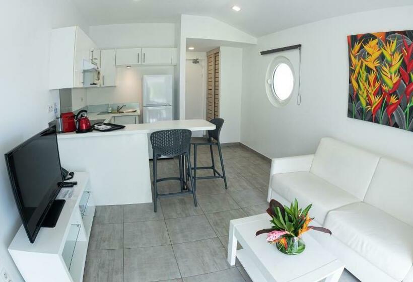 سوییت, Moorea Sunset Beach