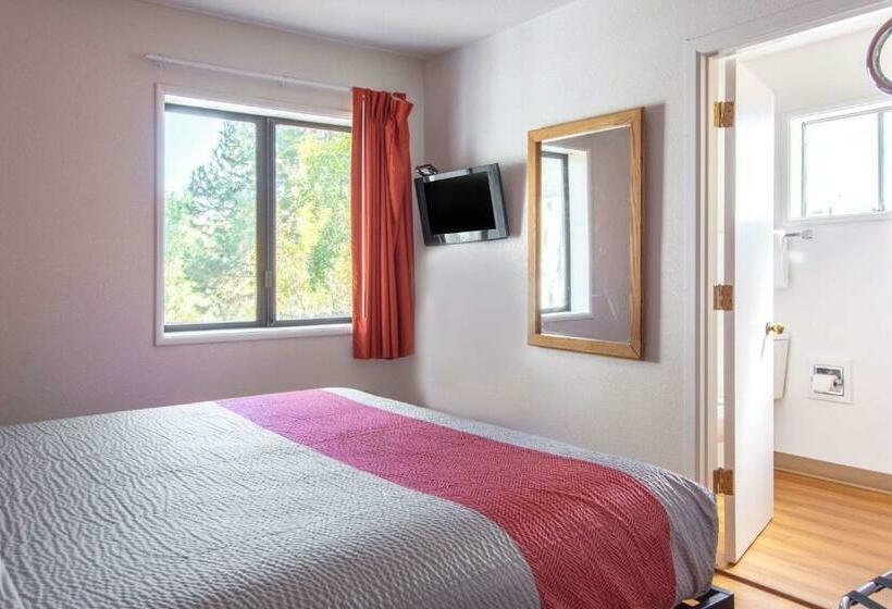 Стандартный Номер Кровать Кинг, Motel 6 Madras, Or