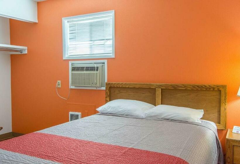 キングサイズベッドのスタンダードルーム, Motel 6 Madras, Or