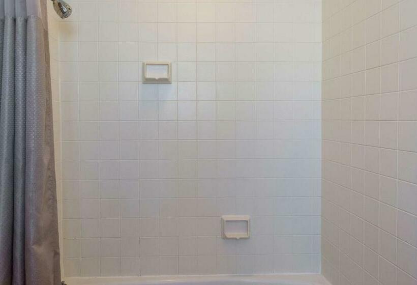 キングサイズベッドのスタンダードルーム, Motel 6 Madras, Or