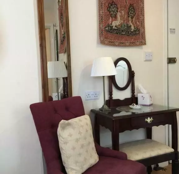 Chambre Basic, Dolphin Guest House