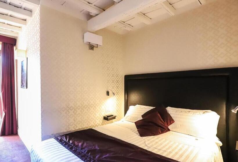 اتاق استاندارد با بالکن, Minerva Relais