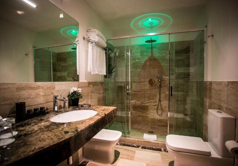 اتاق سوپریور, Minerva Relais